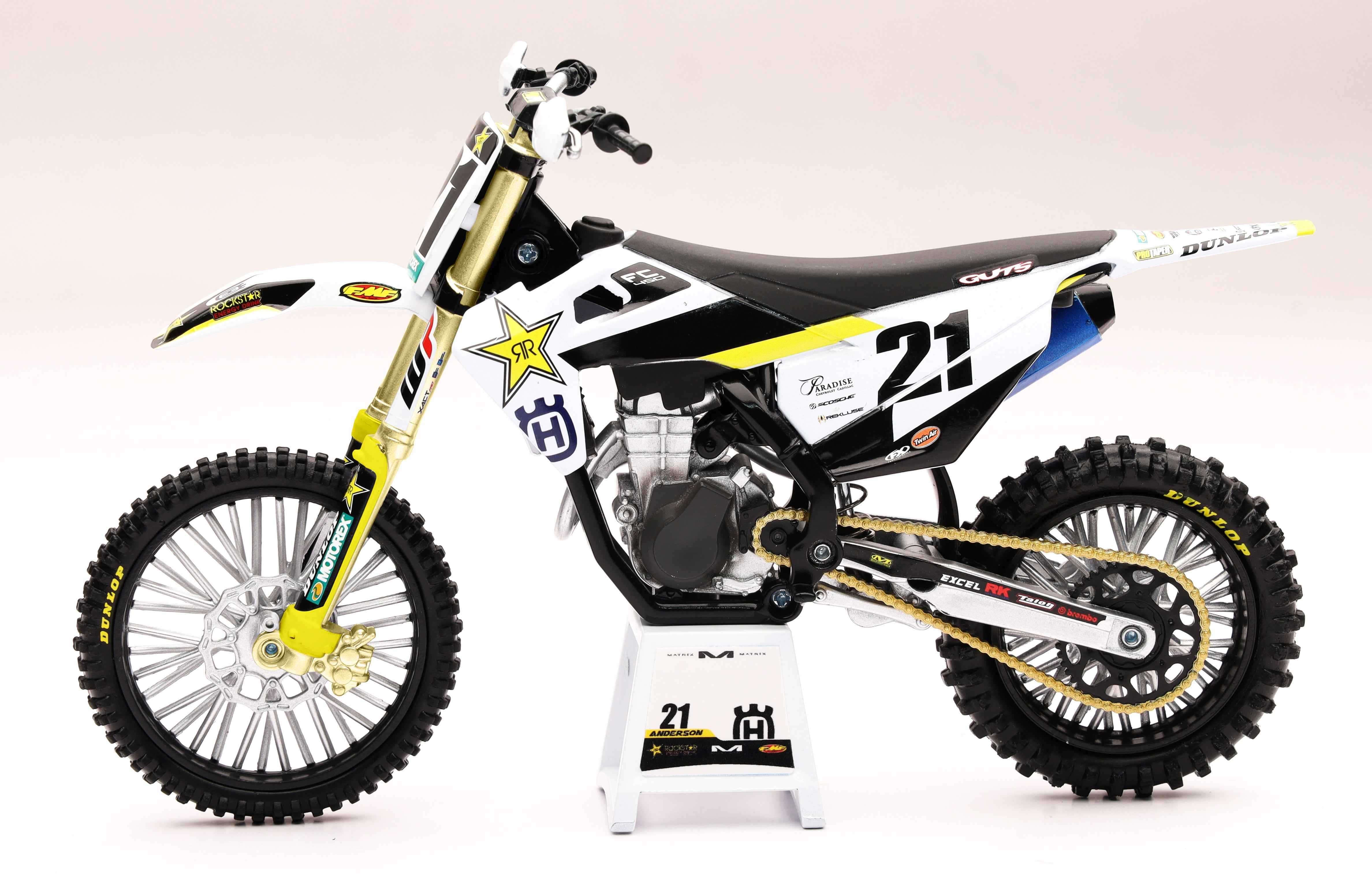 NEW-RAY, 58233 New-Ray im Maßstab 1:12 Rockstar Husqvarna Jason Anderson #21